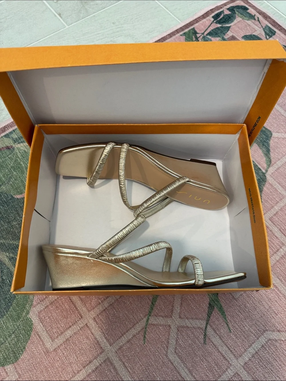 NEW Gold Strappy Wedge Sandals for Women 9.5